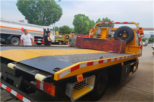 永泰附近拖车电话号码服务